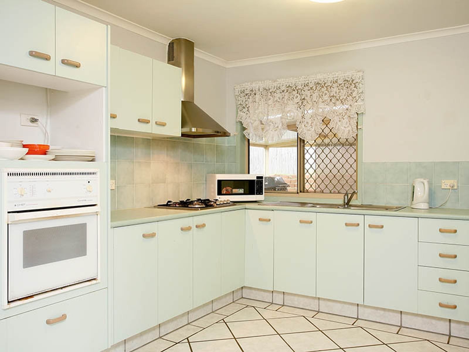 27 Brushtail Cres, Doolandella, QLD 4077