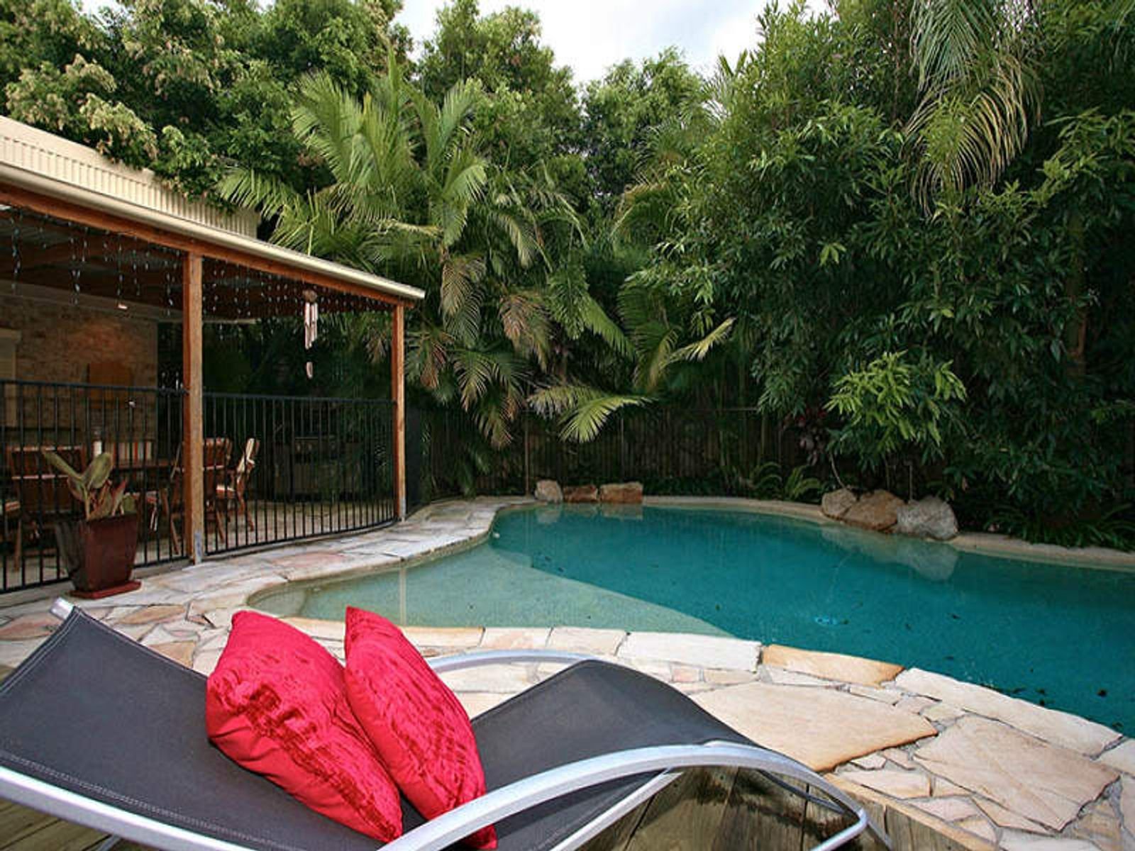 3 Maddison Place, The Gap, QLD 4061