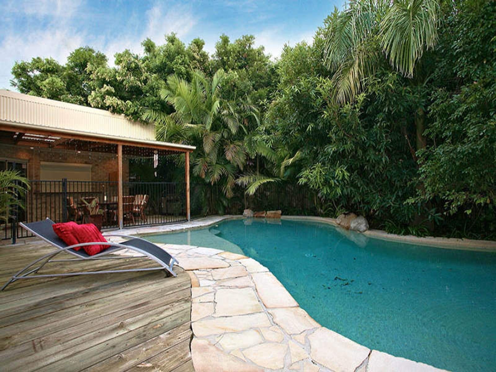 3 Maddison Place, The Gap, QLD 4061