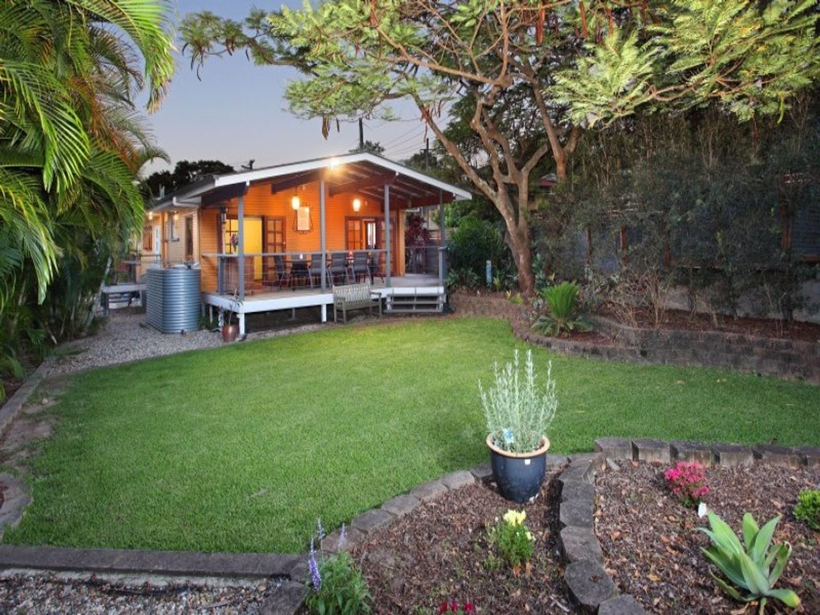 2 Glebe Street, Gordon Park, QLD 4031