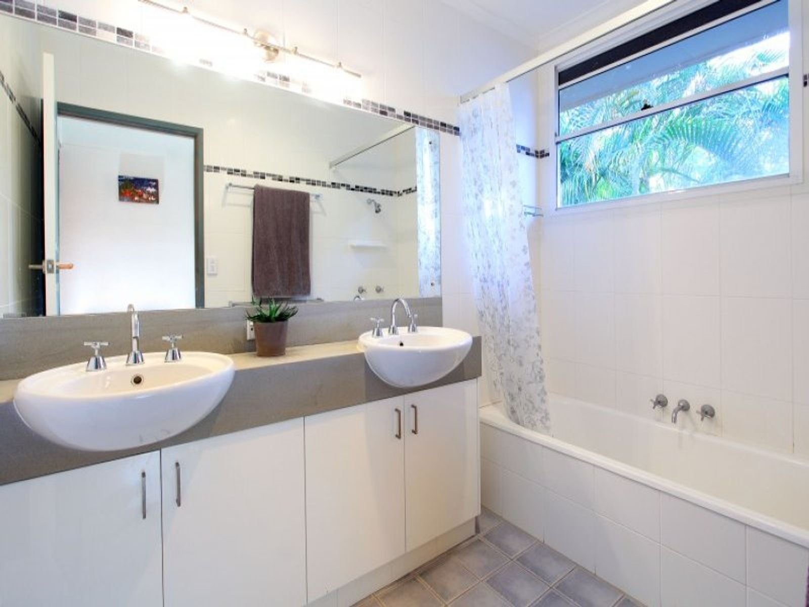 2 Glebe Street, Gordon Park, QLD 4031