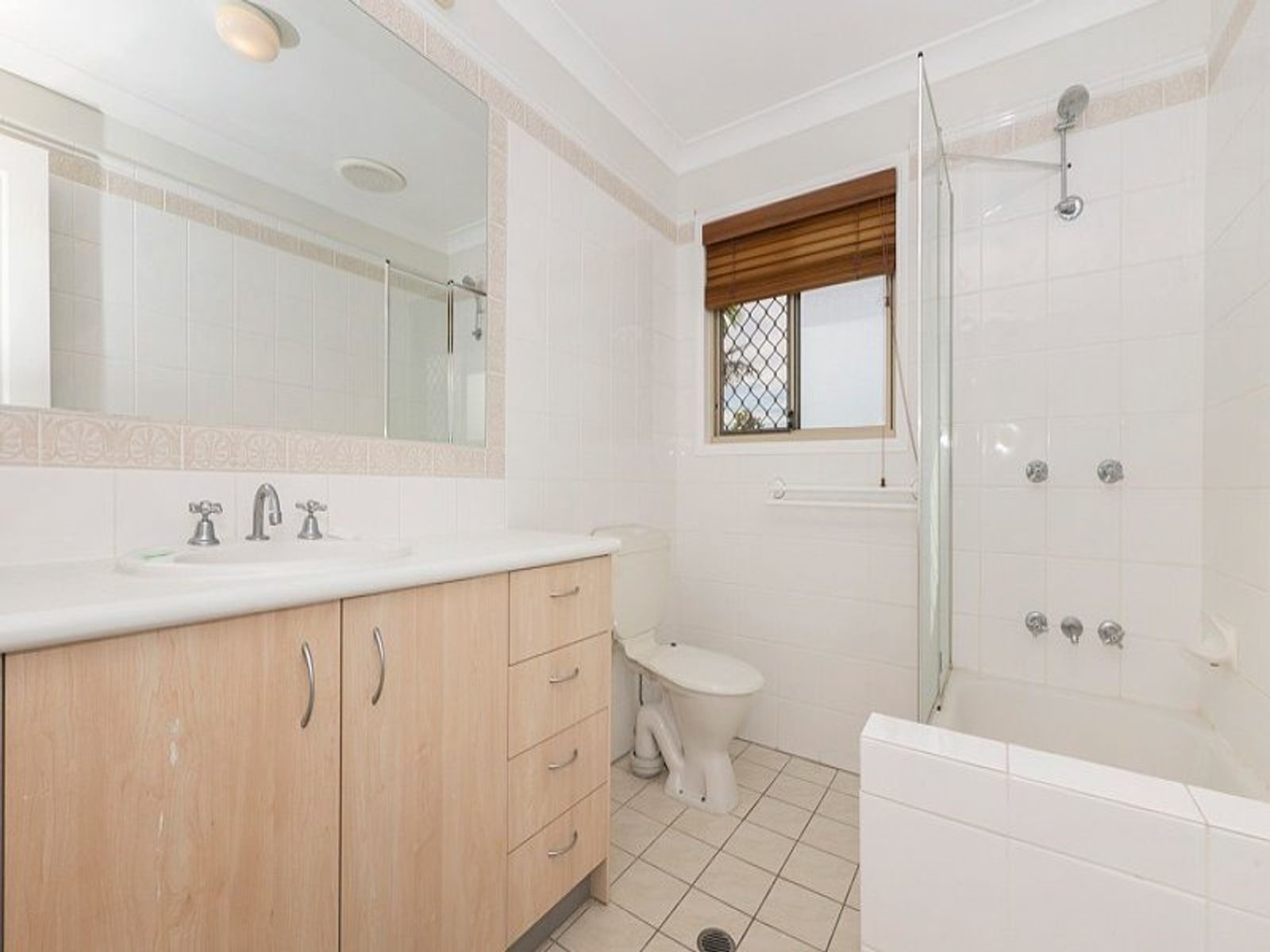 1/41 Farnell Street, Chermside, QLD 4032