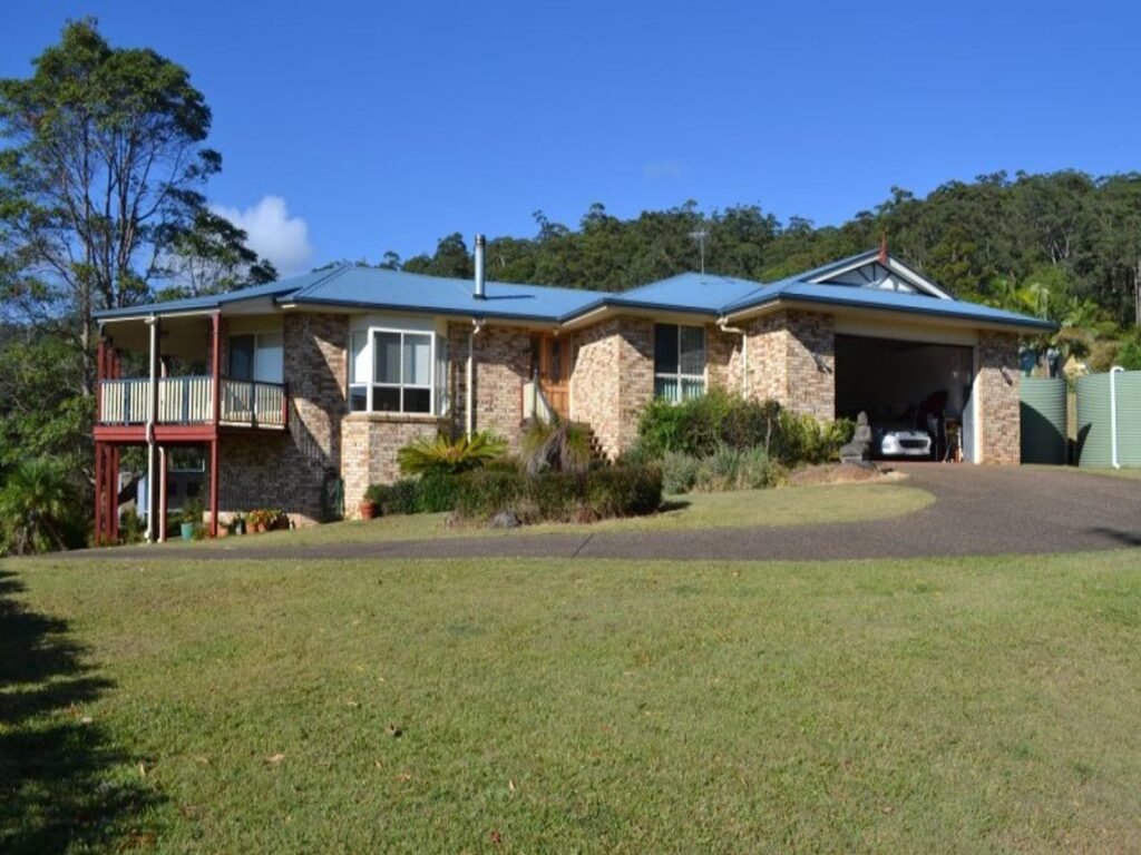 15 Flores Court, Tamborine Mountain, QLD 4272