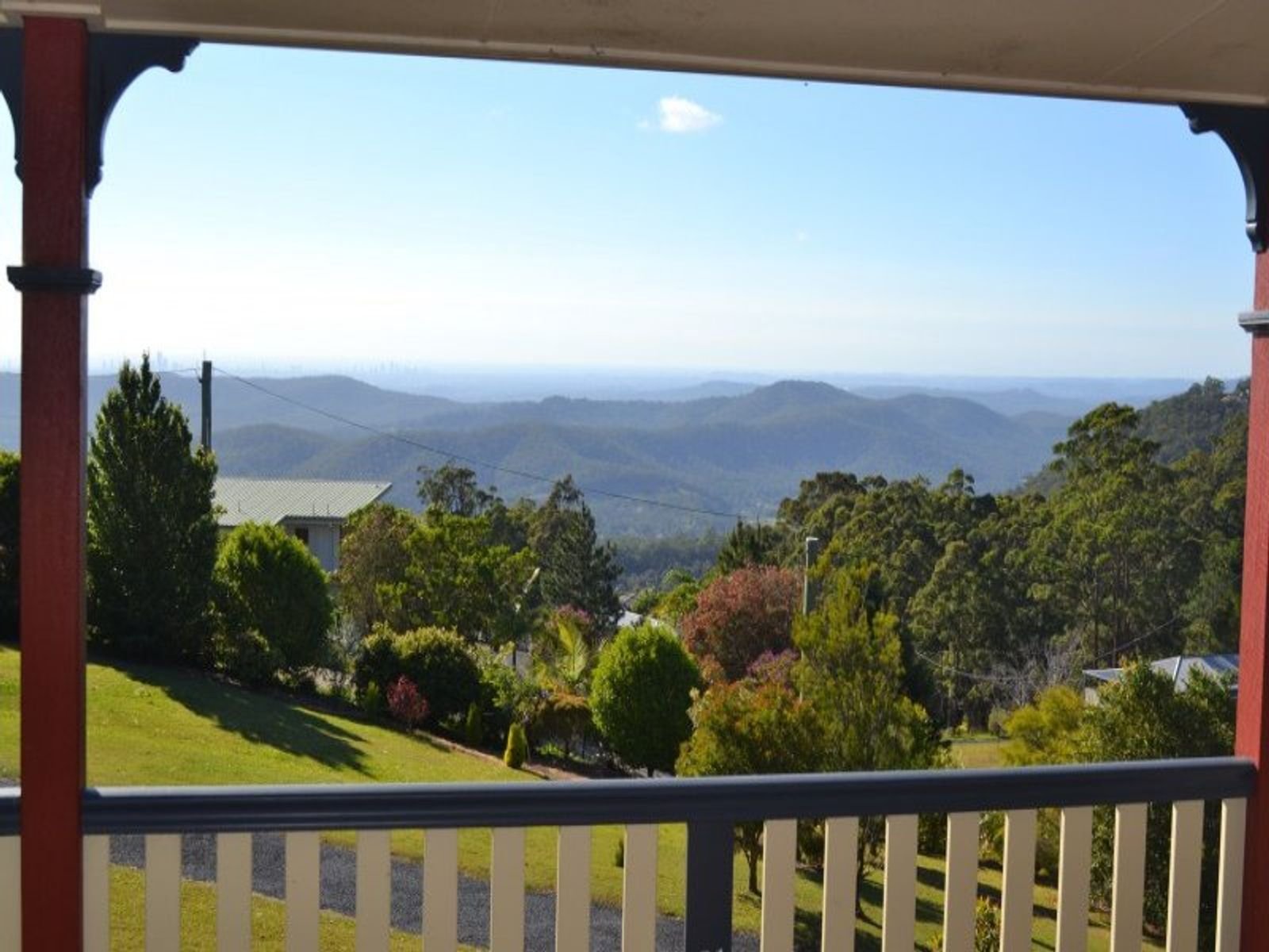 15 Flores Court, Tamborine Mountain, QLD 4272