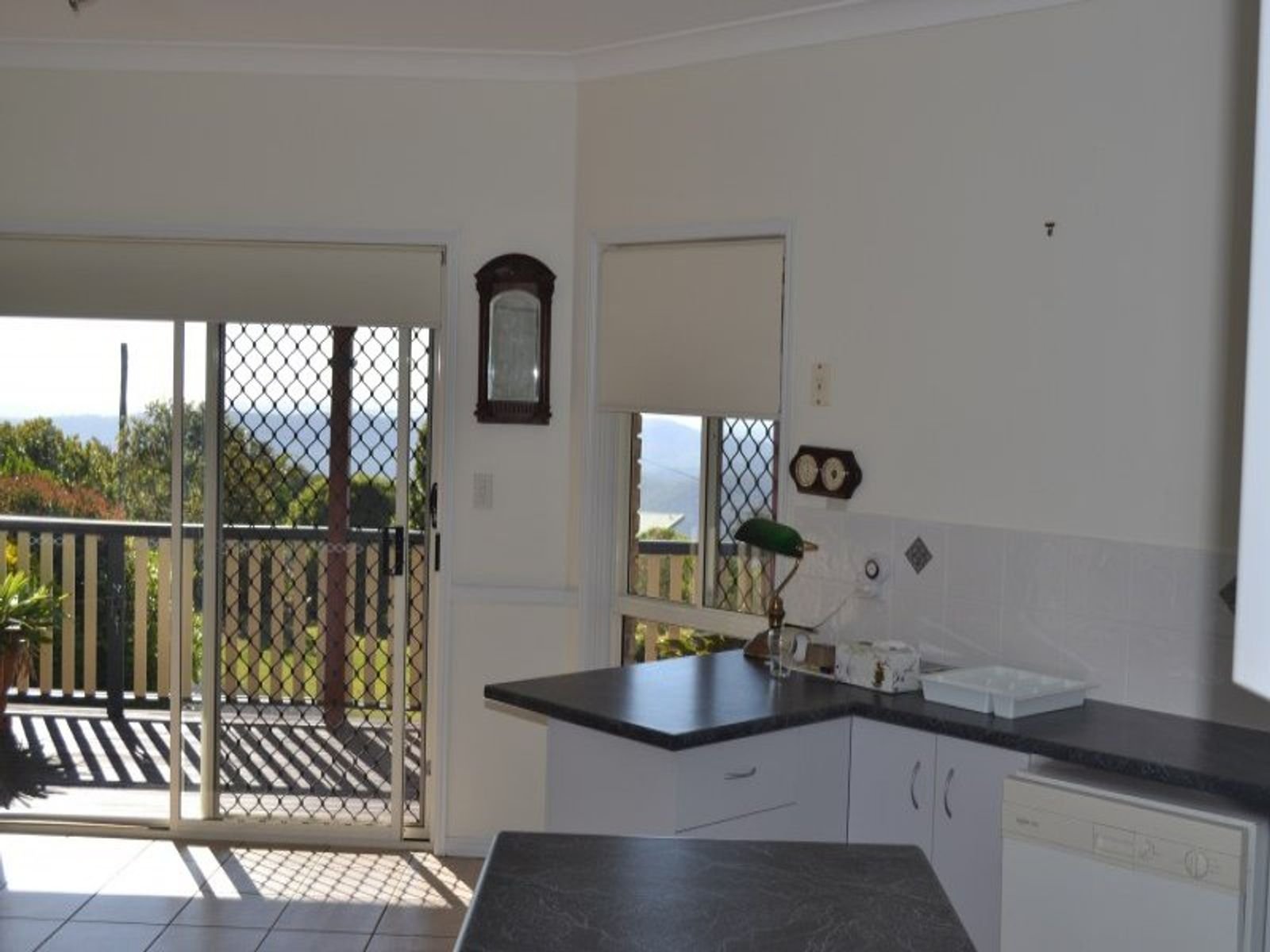 15 Flores Court, Tamborine Mountain, QLD 4272
