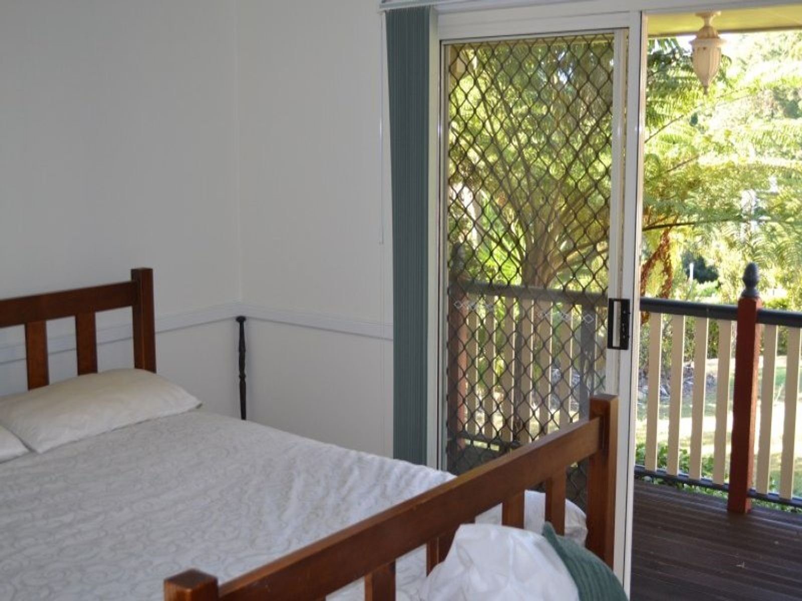 15 Flores Court, Tamborine Mountain, QLD 4272