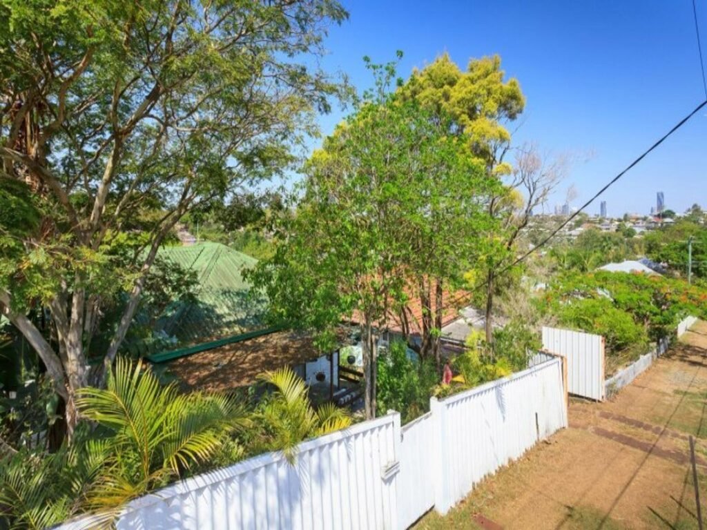 43-45 Ison Street, Morningside, QLD 4170
