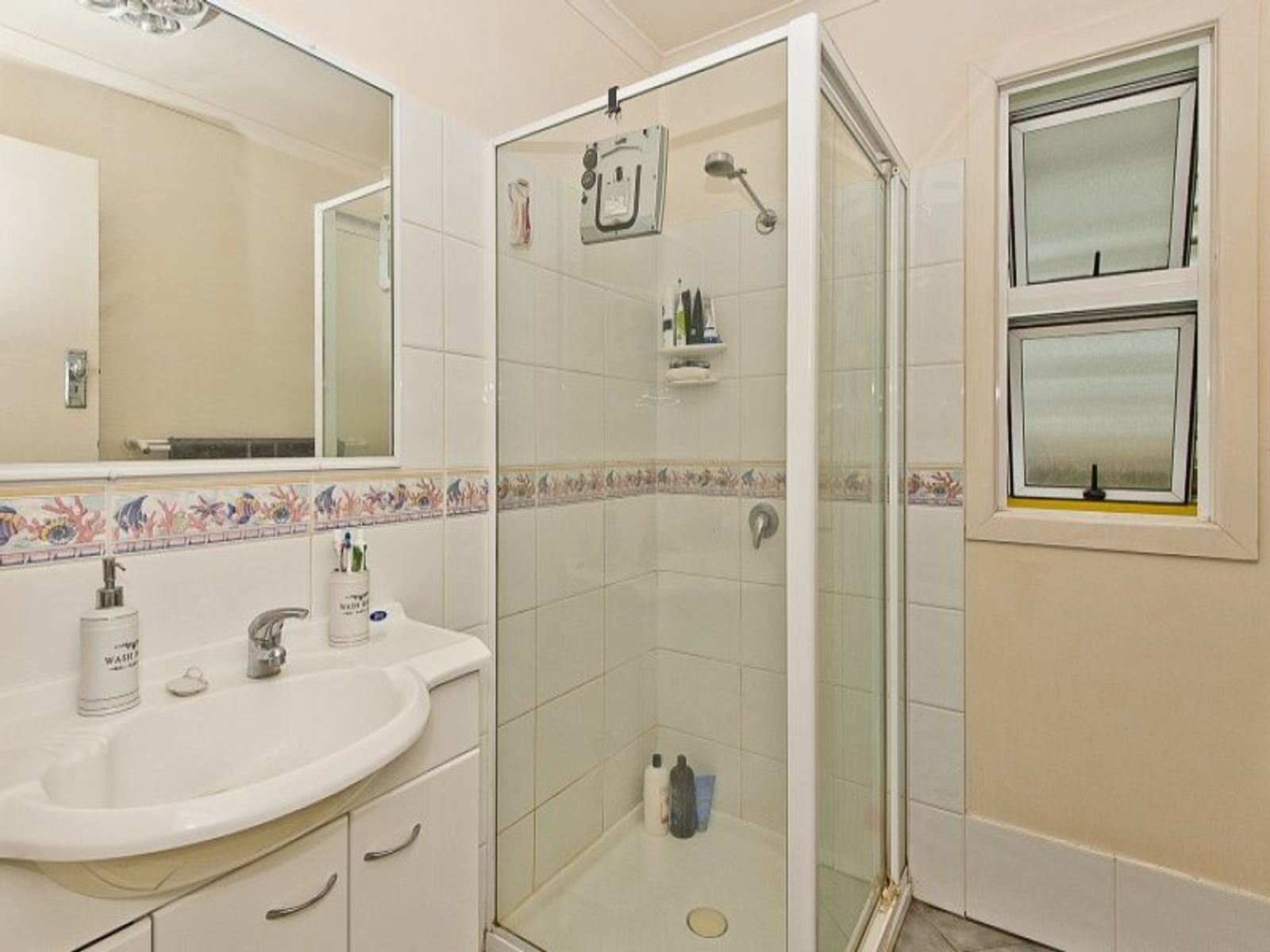 28 Hazlitt Street, Banyo, QLD 4014