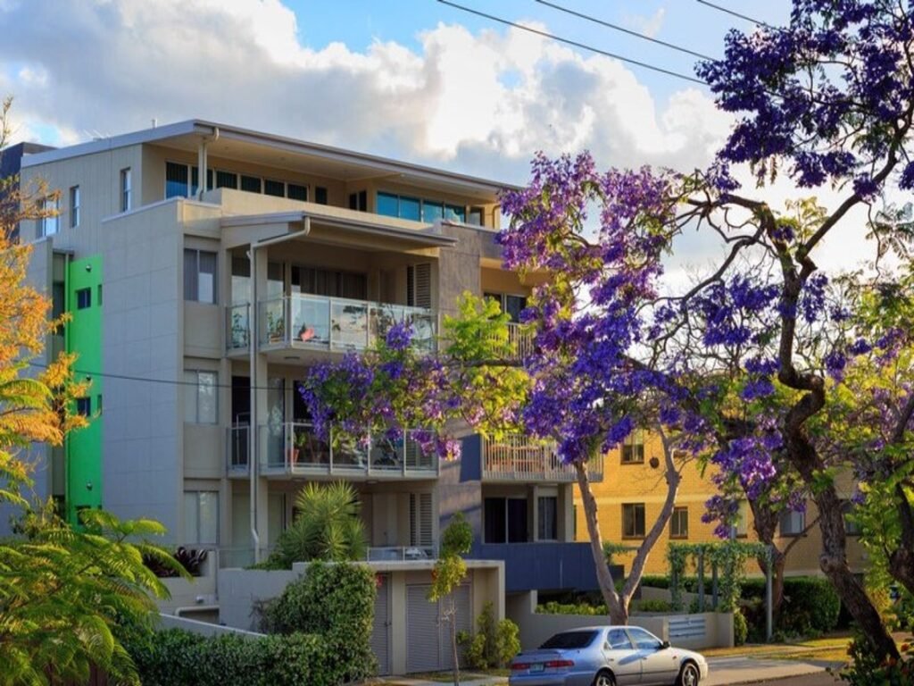 2/119 Macquarie Street, St Lucia, QLD 4067
