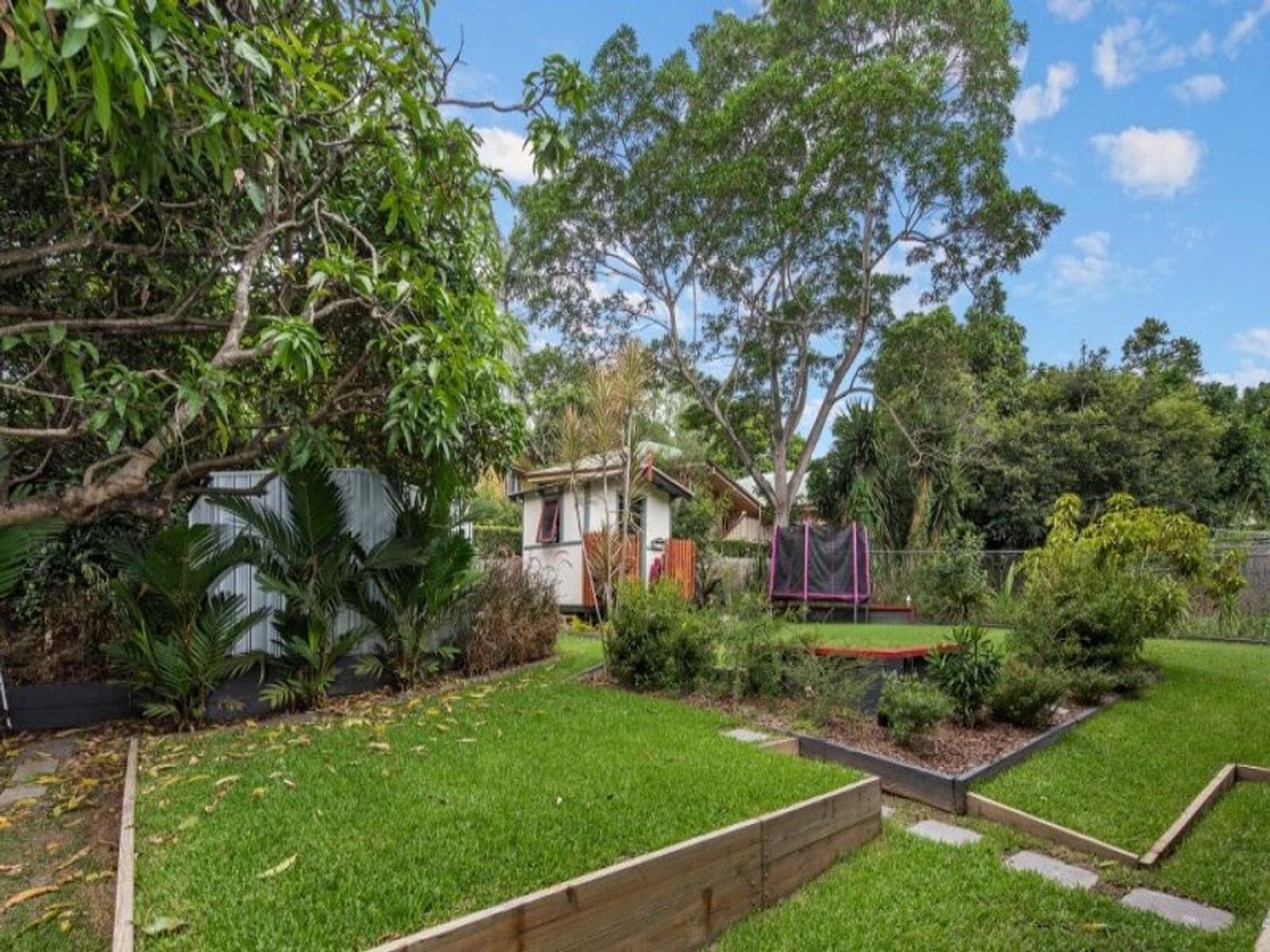 17 Gilbert Road, Windsor, QLD 4030