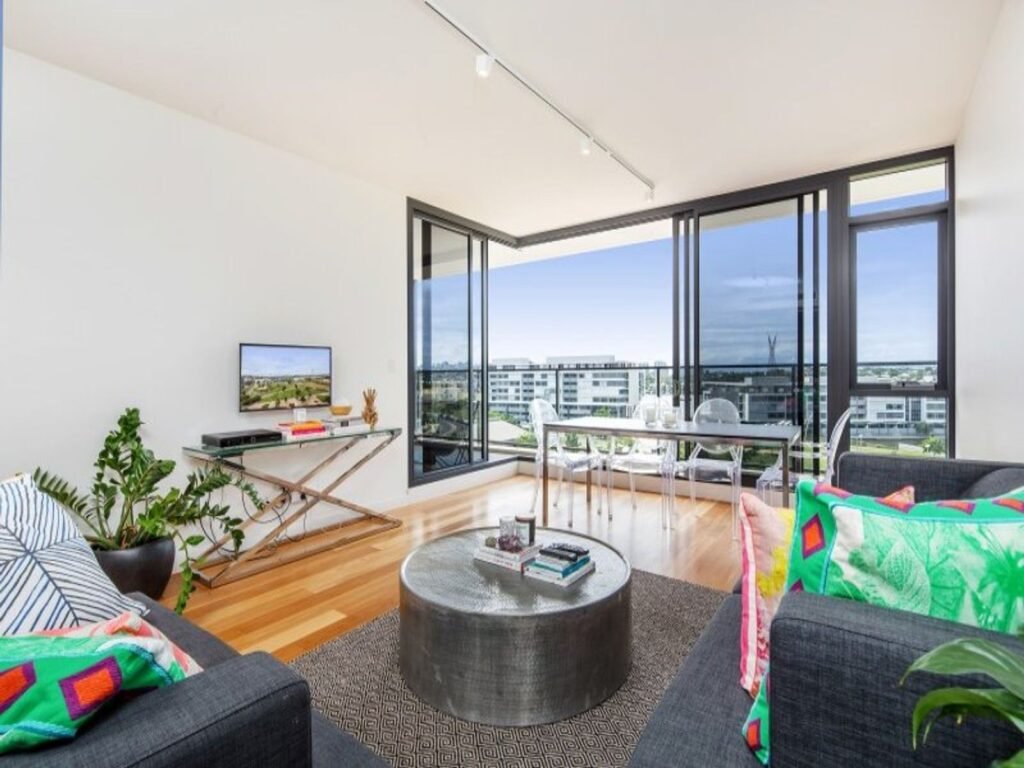 30/27 Cunningham Street, Newstead, QLD 4006