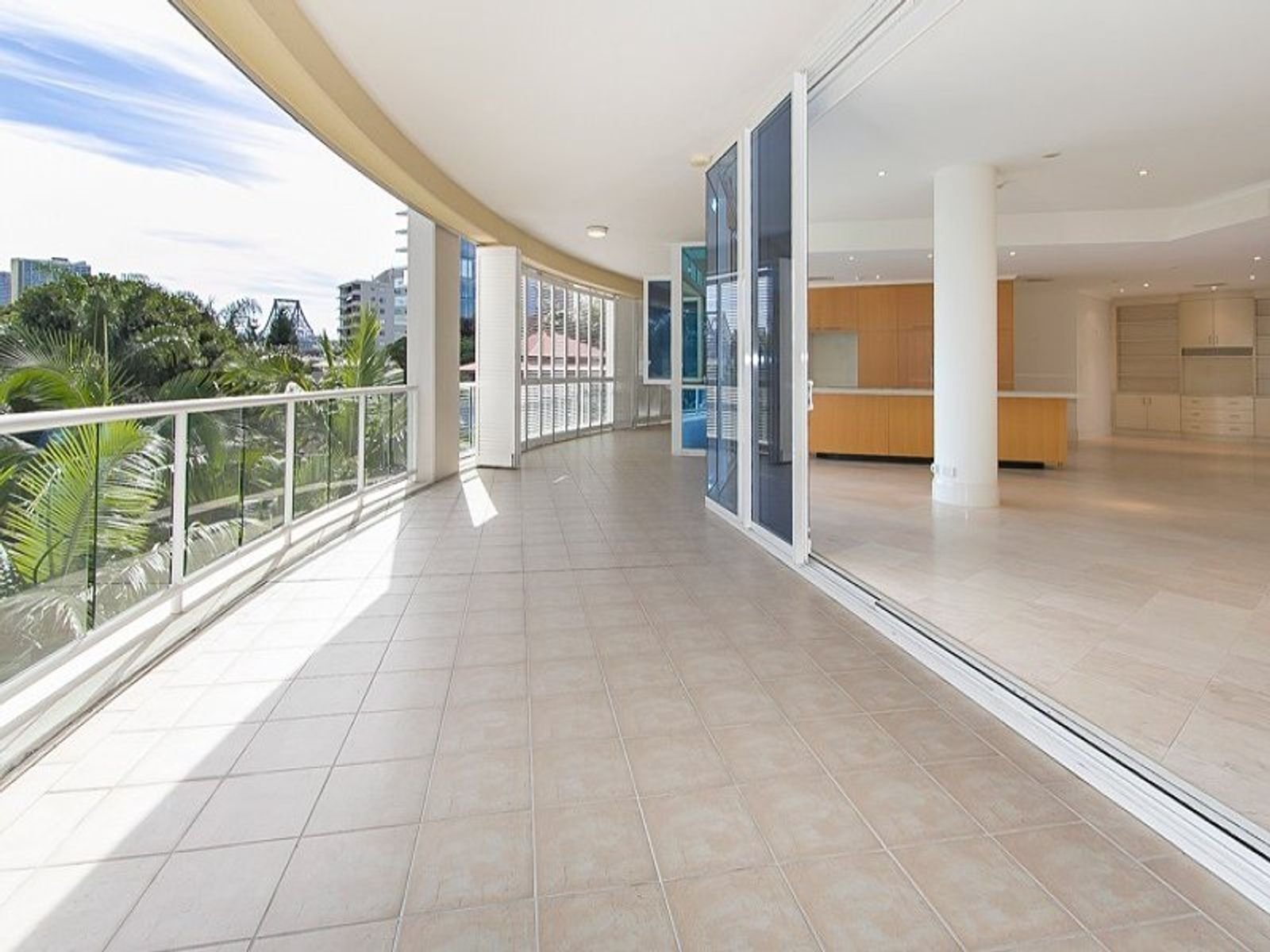 101/21 Pixley Street, Kangaroo Point, QLD 4169