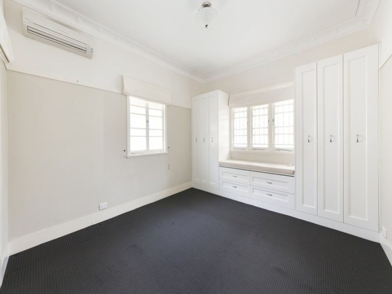 58 Bovelles Street, Camp Hill, QLD 4152