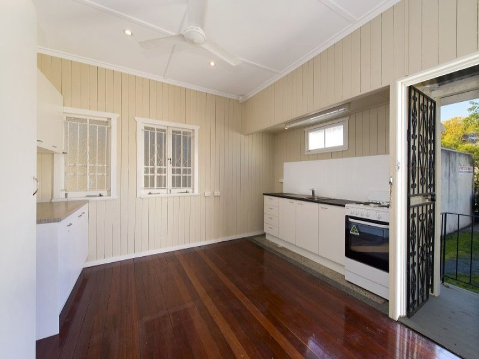 11 Wood Street, Nundah, QLD 4012