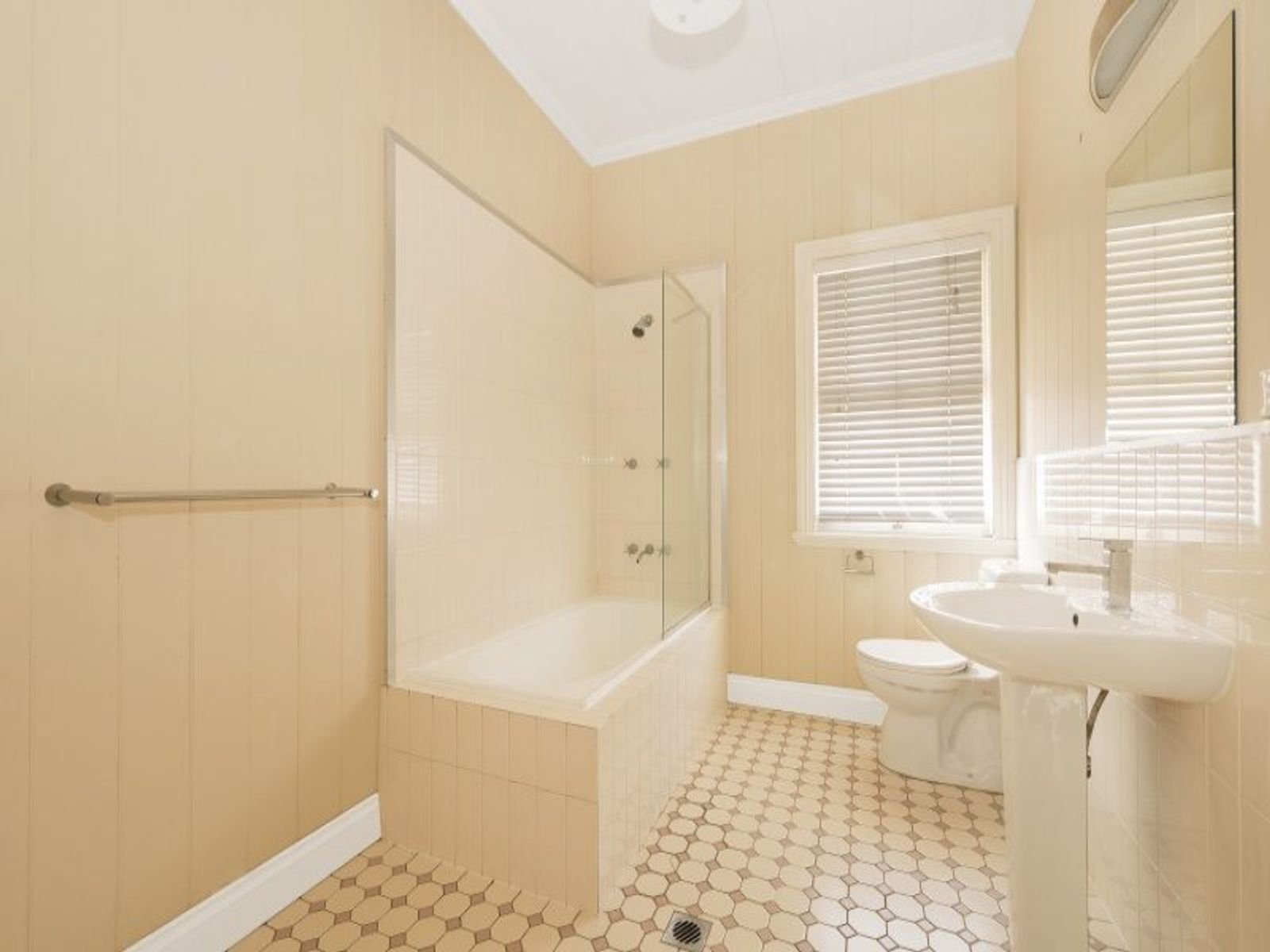 6 Woolcock Street, Red Hill, QLD 4059
