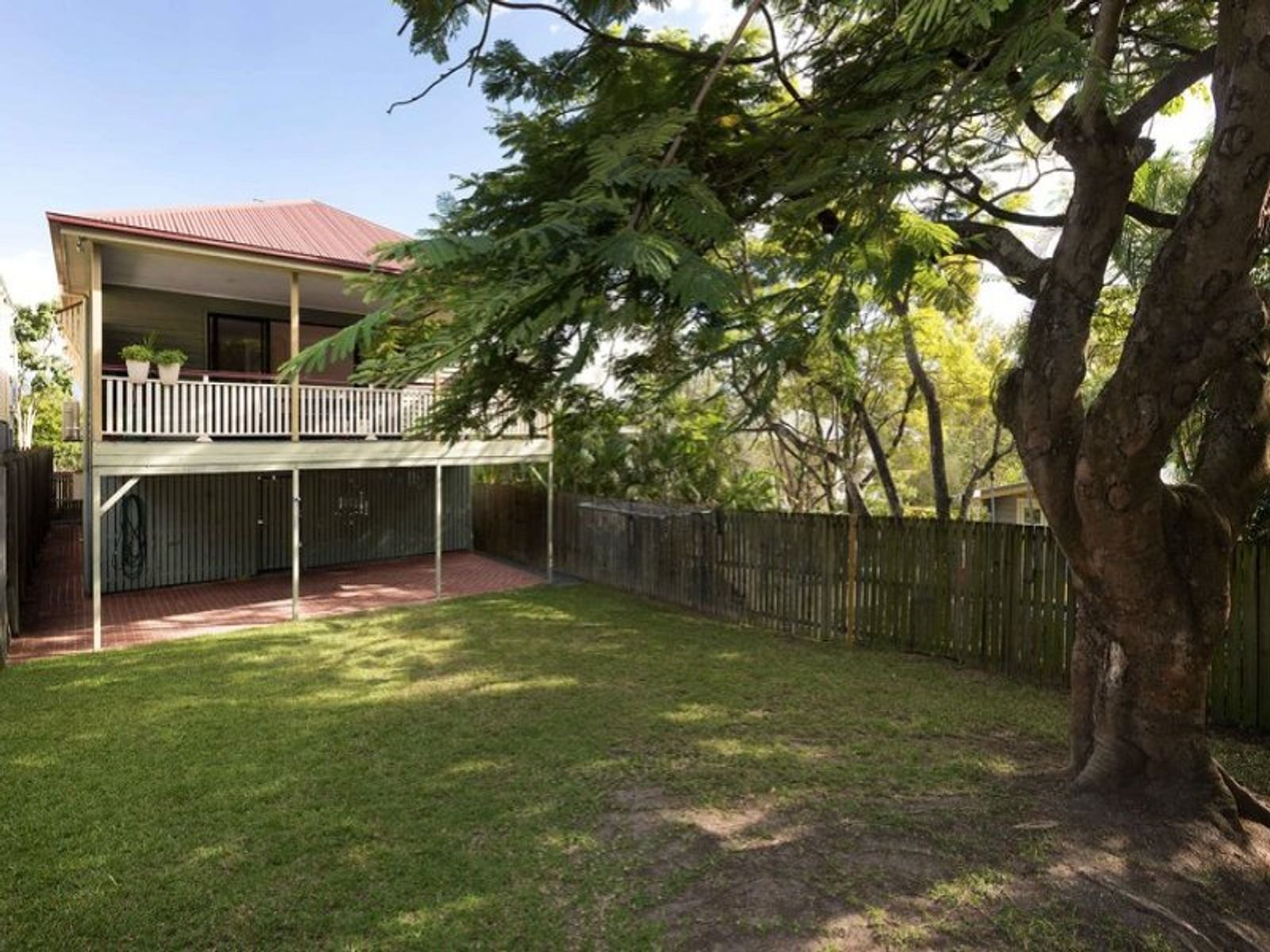 10 Fryar Street, Camp Hill, QLD 4152