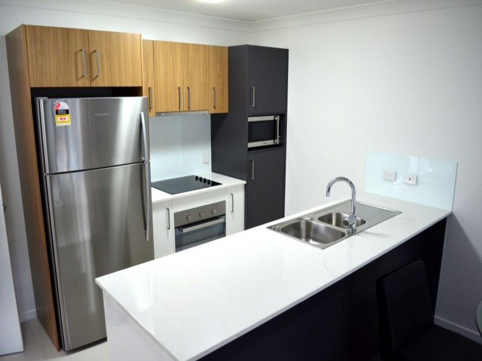 83 Lawson Street, Morningside, QLD 4170