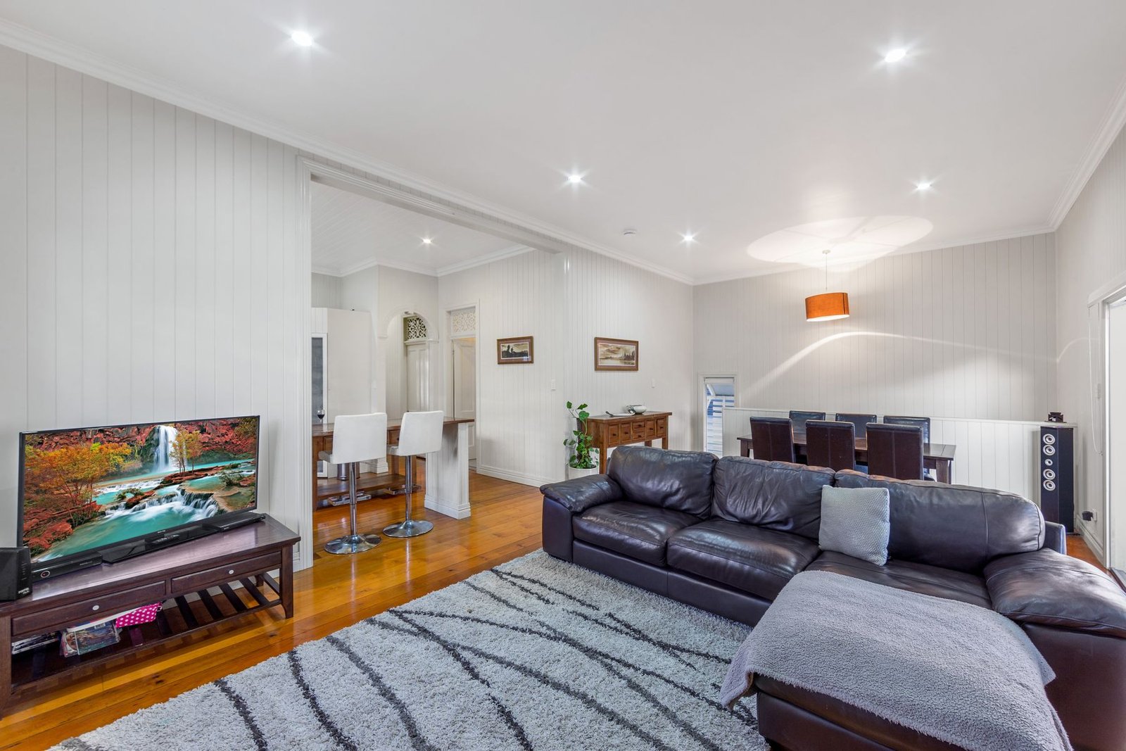 127 Macrossan Avenue, Norman Park, QLD 4170