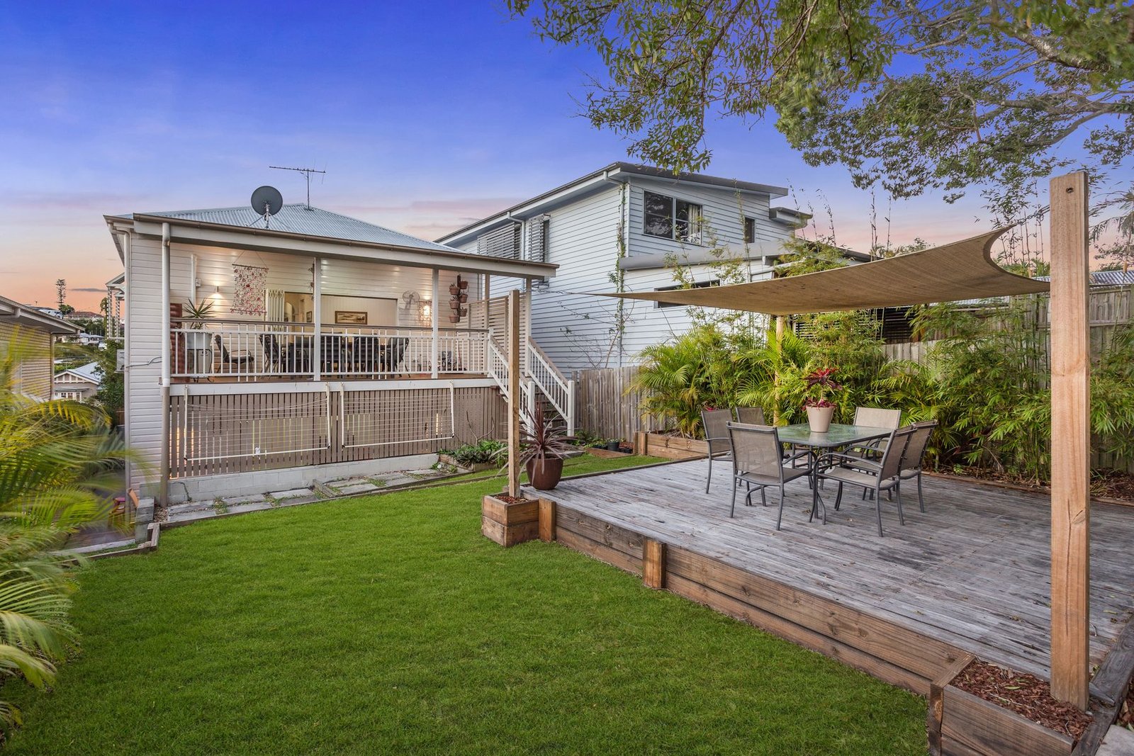 127 Macrossan Avenue, Norman Park, QLD 4170