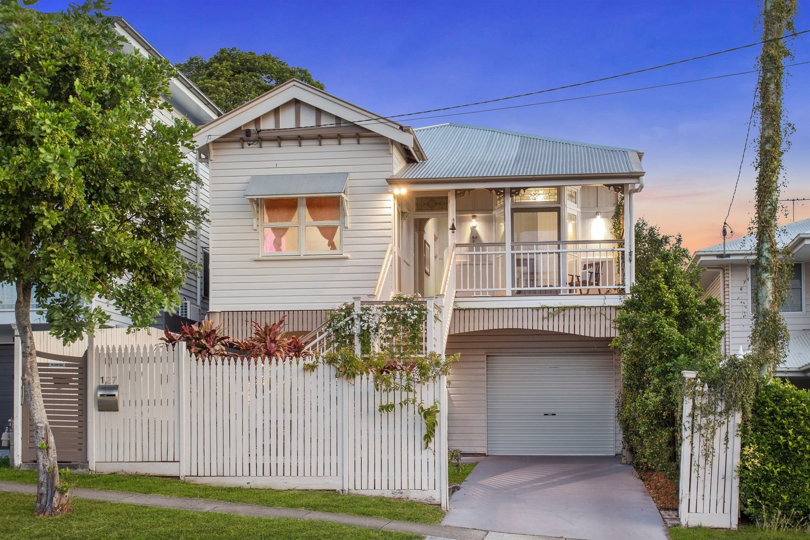 127 Macrossan Avenue, Norman Park, QLD 4170
