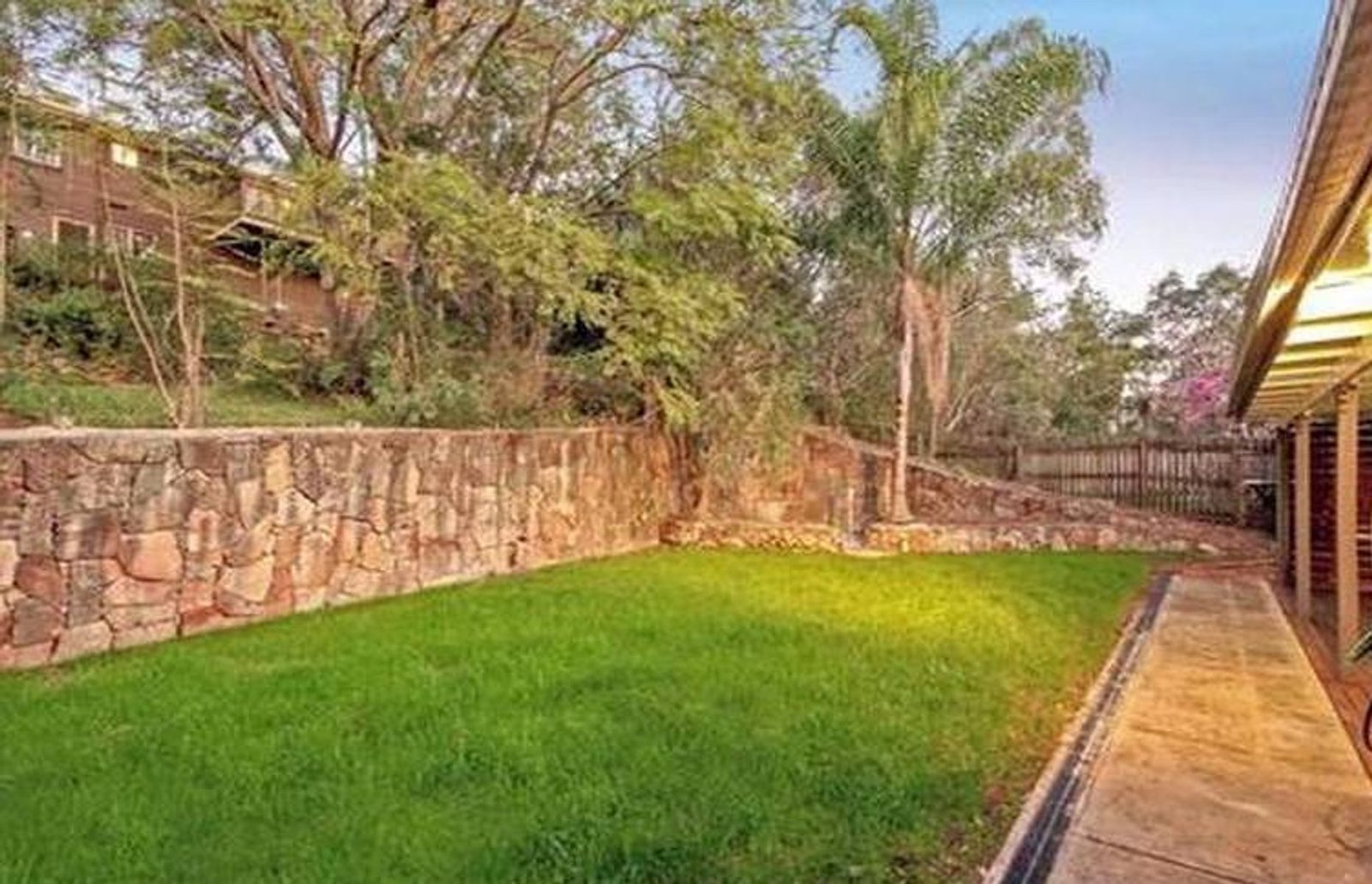 26 Yathong Court, Arana Hills, QLD 4054