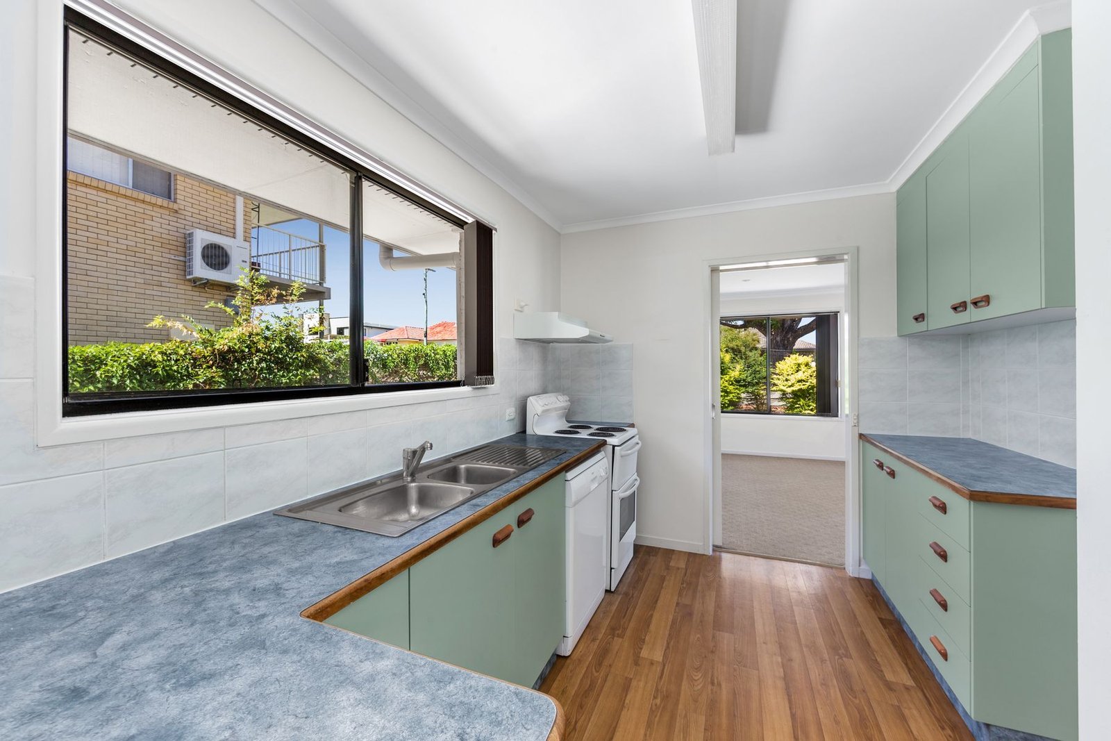 19 Hubbard Street, Wavell Heights, QLD 4012